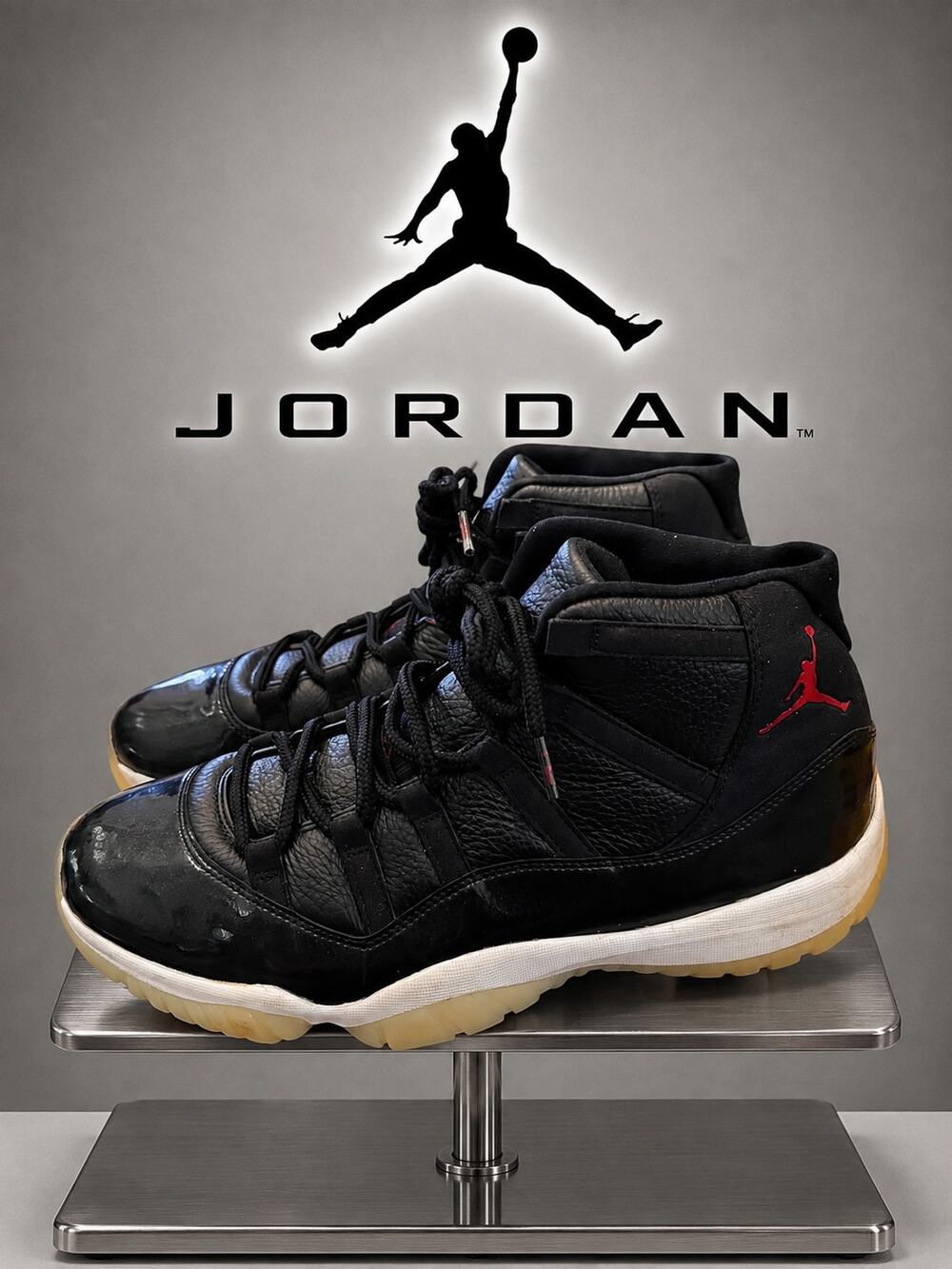 Air Jordan 11 Retro 72-10 Black Gym Red 2015 Men’s Size 13 378037-002